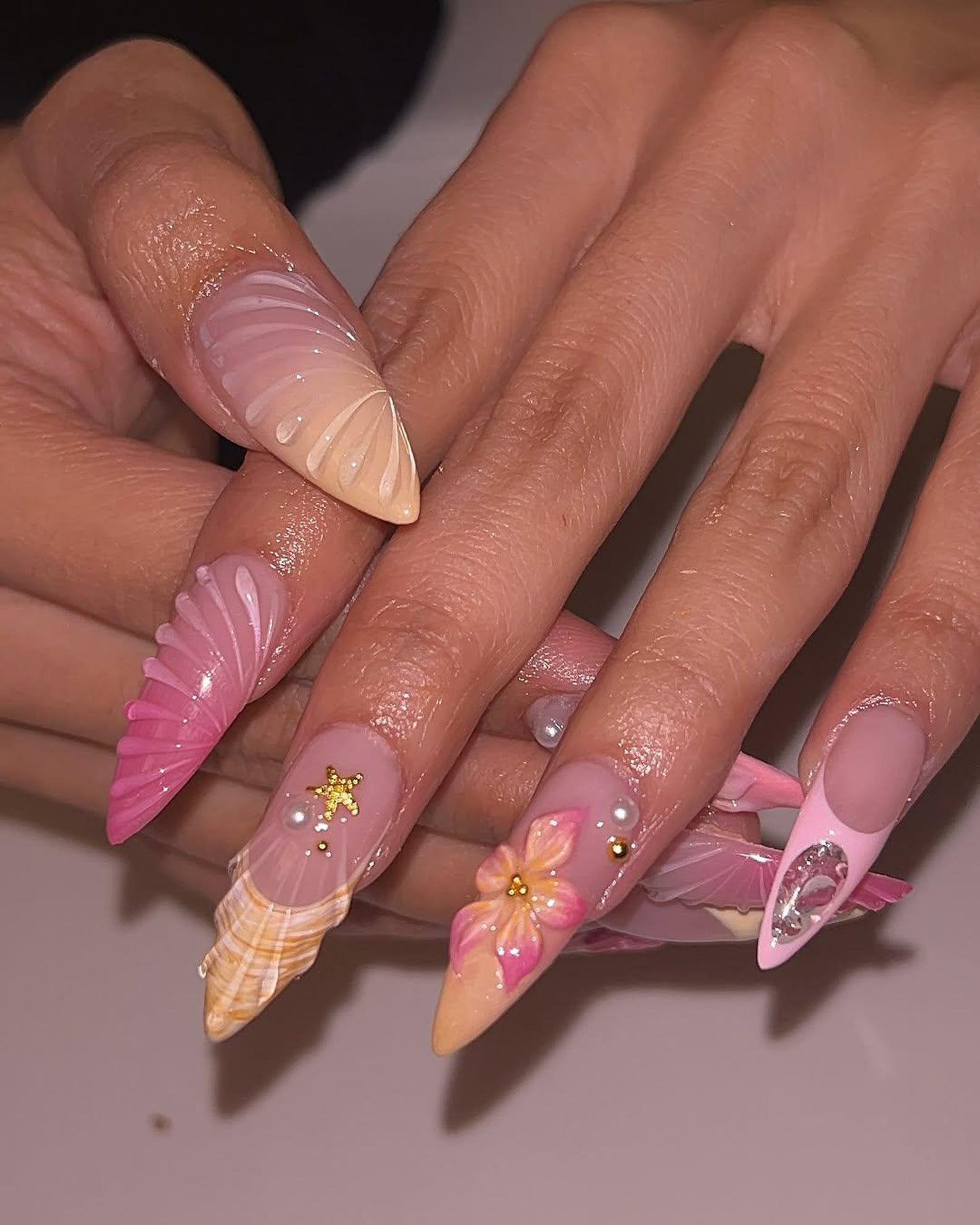 Beachcore Pink Shell Handmade Press on nails - Summer Nails