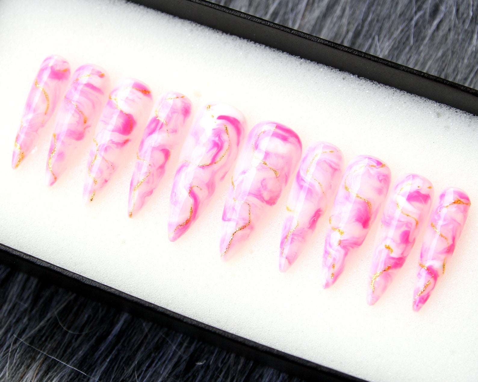 Cloudy Pinky Handmade Press on nails - Summer Nails 