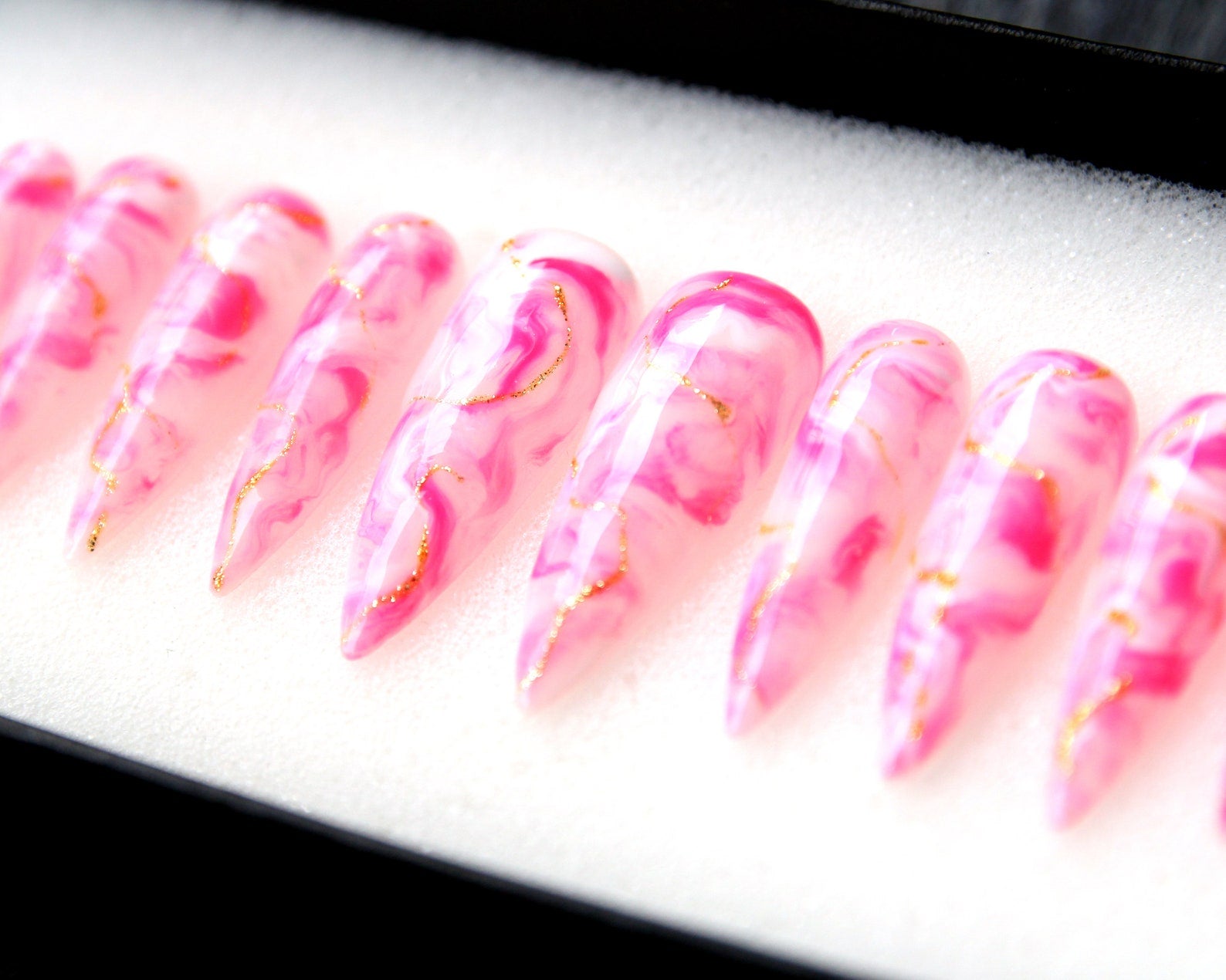 Cloudy Pinky Handmade Press on nails - Summer Nails 
