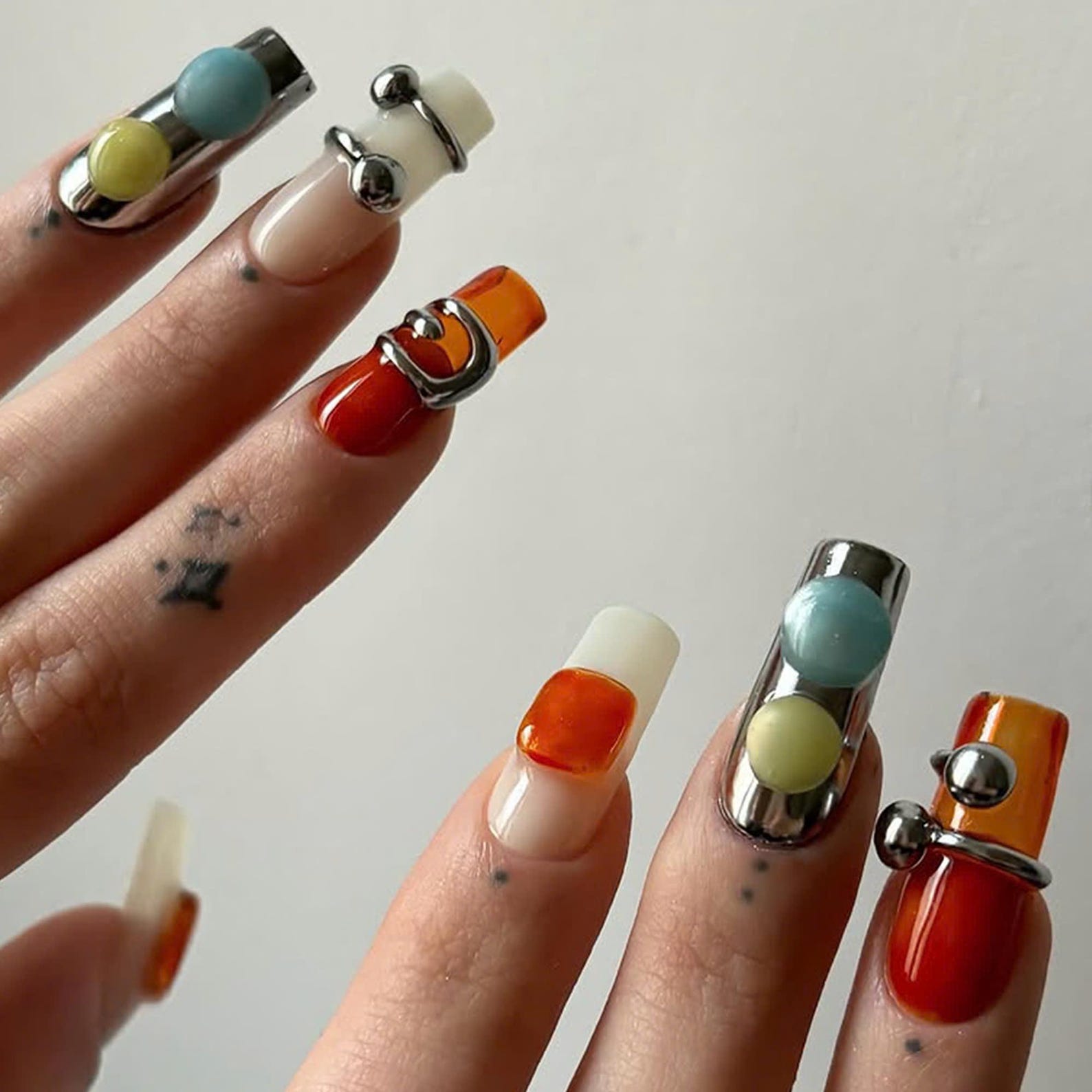 Edgy Metallic Handmade Press on nails - Summer Nails