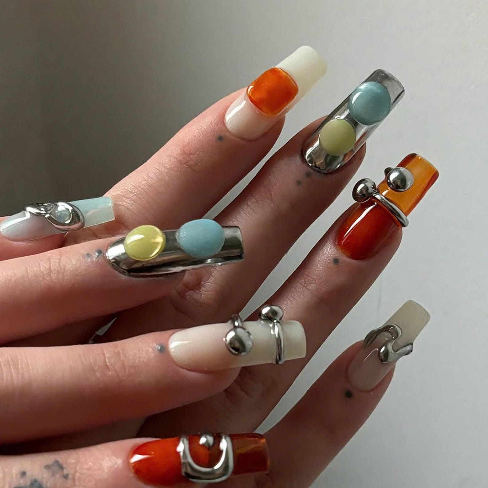 Edgy Metallic Handmade Press on nails - Summer Nails