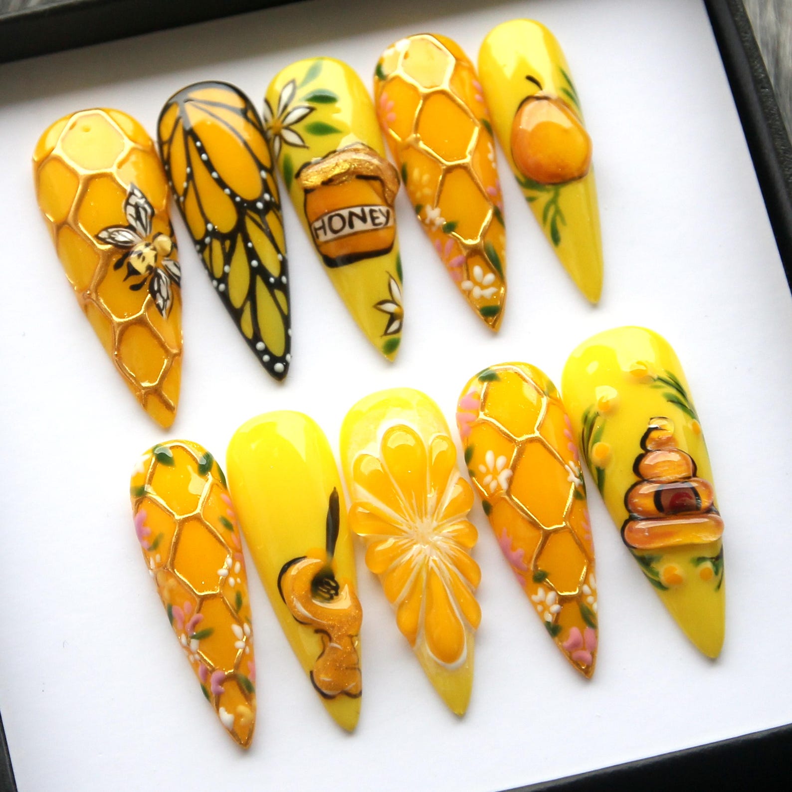 Honey Jar Handmade Press on nails - Summer Nails