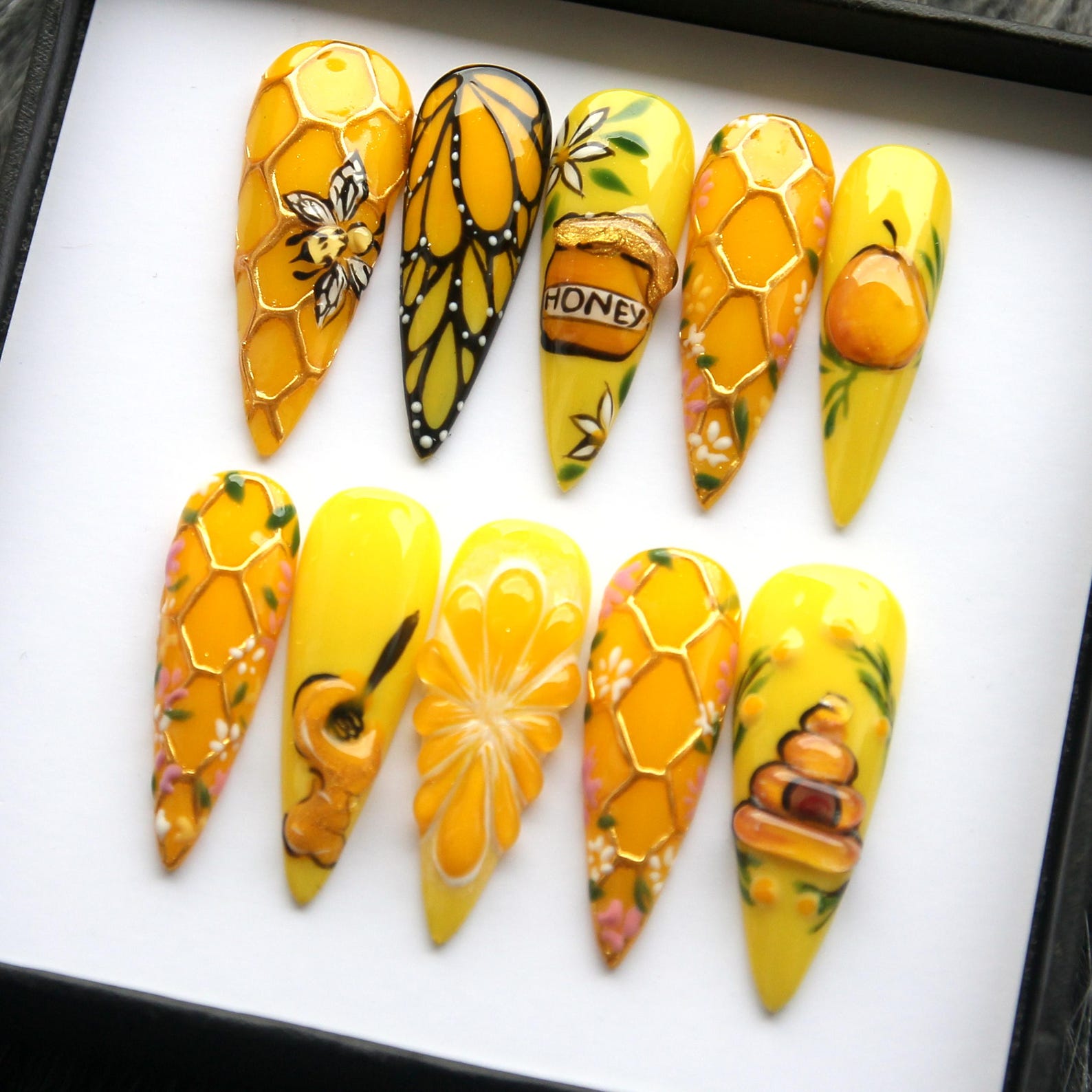 Honey Jar Handmade Press on nails - Summer Nails