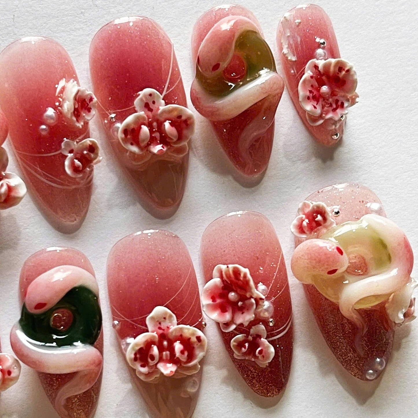 Lotus Snake Handmade Press on nails - Summer Nails