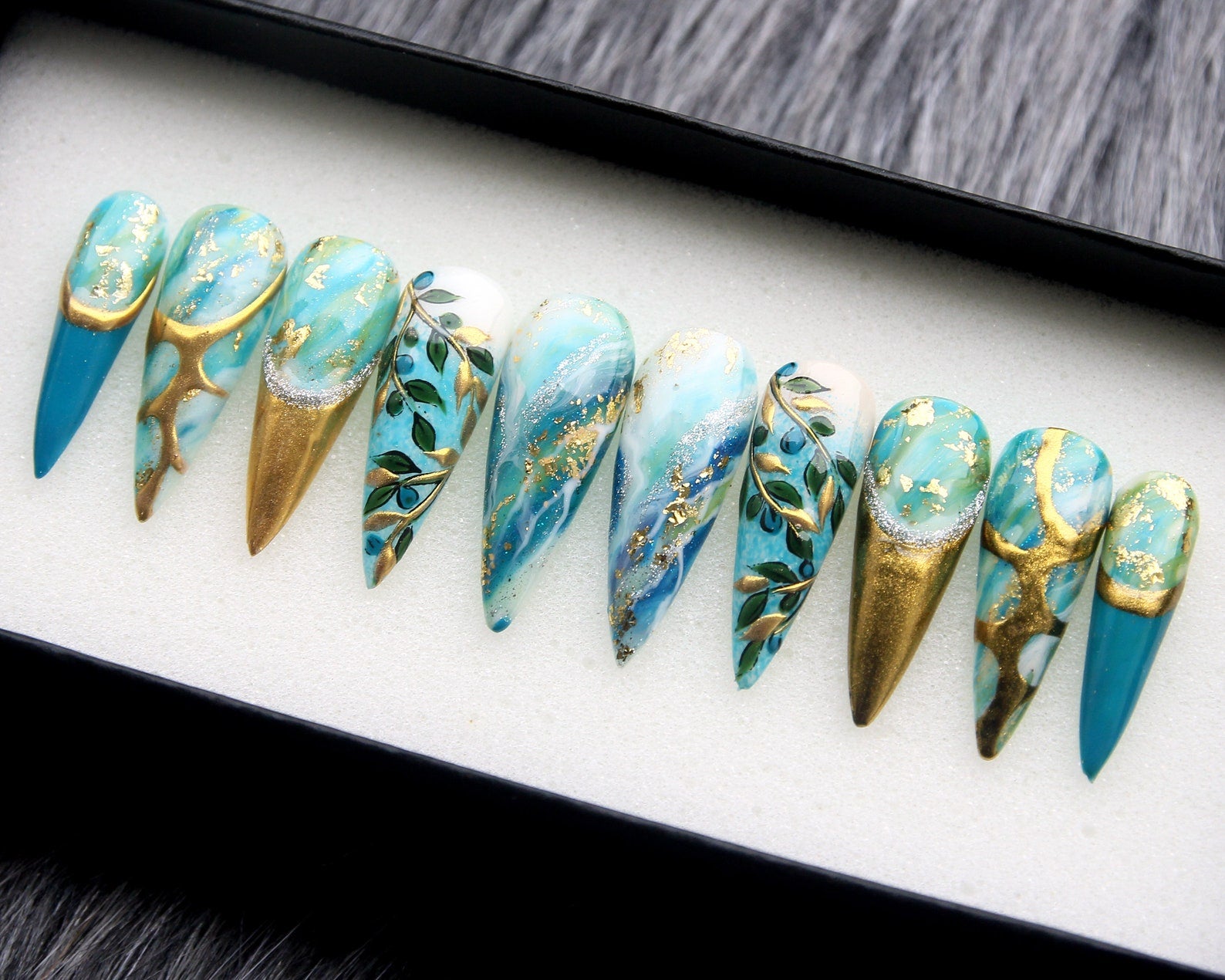 Olive Branch Handmade Press on nails