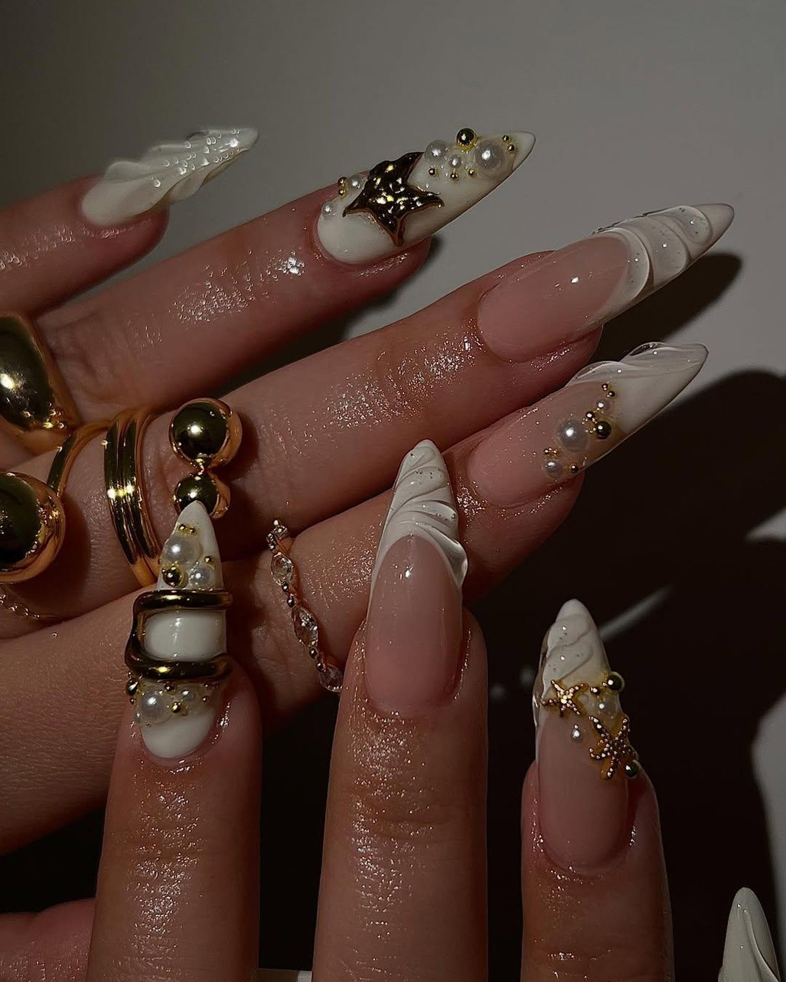 White Pearl Shell Handmade Press on nails - Summer Nails