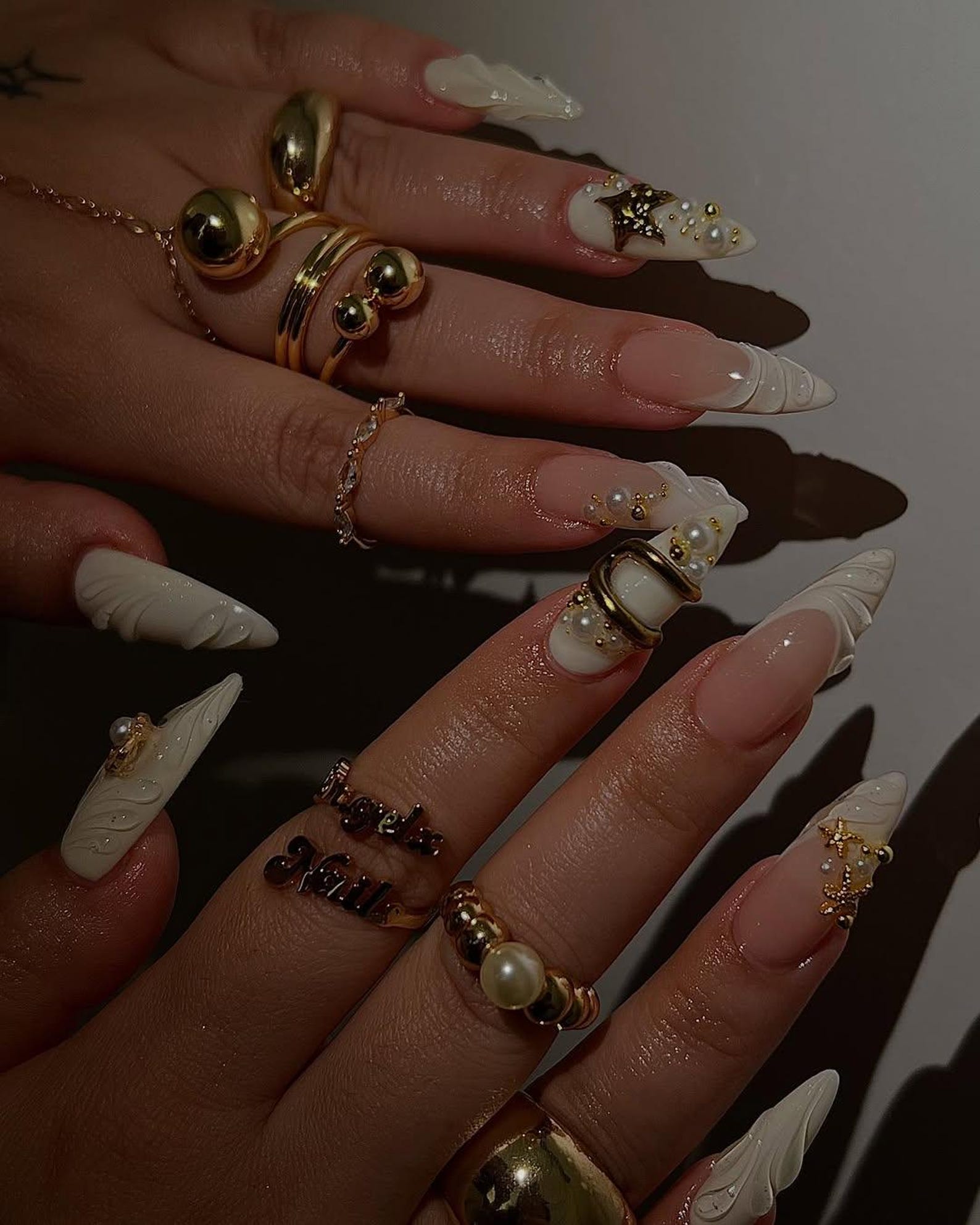 White Pearl Shell Handmade Press on nails - Summer Nails