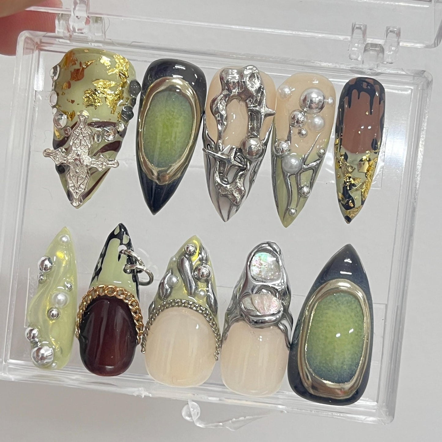 Gothic Them Press on nails