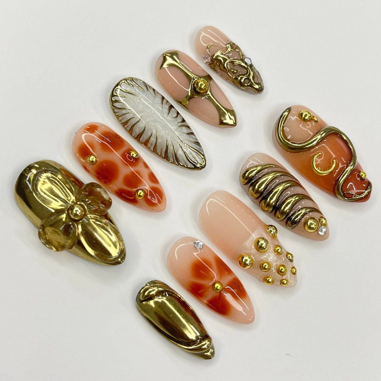 3D Flower With Gold Press on nails