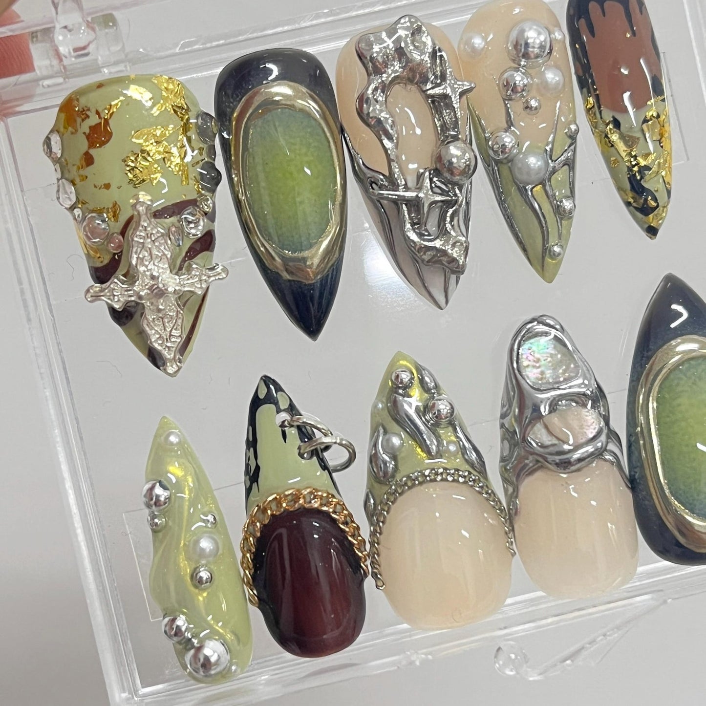 Gothic Them Press on nails