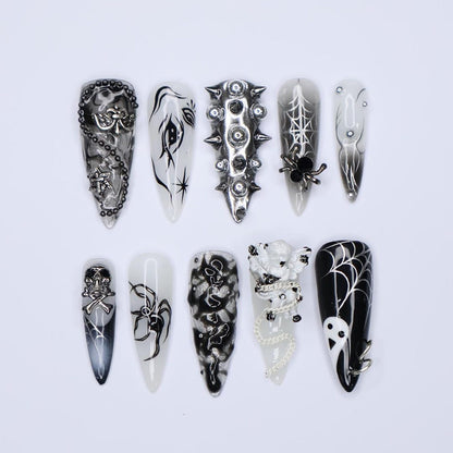 Black and Silver Gothic Press on nails