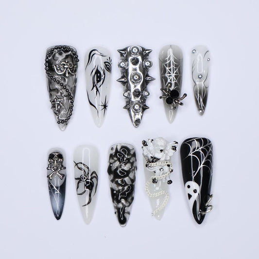 Black and Silver Gothic Press on nails