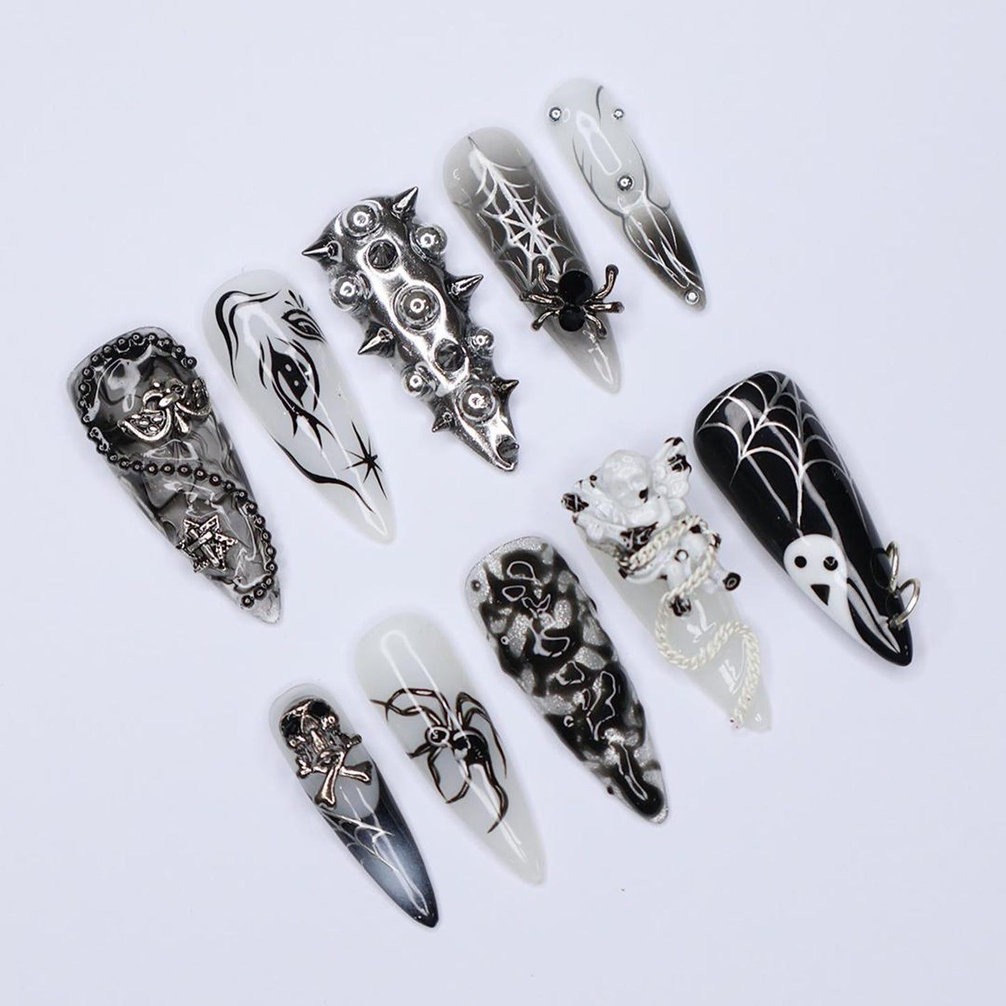 Black and Silver Gothic Press on nails