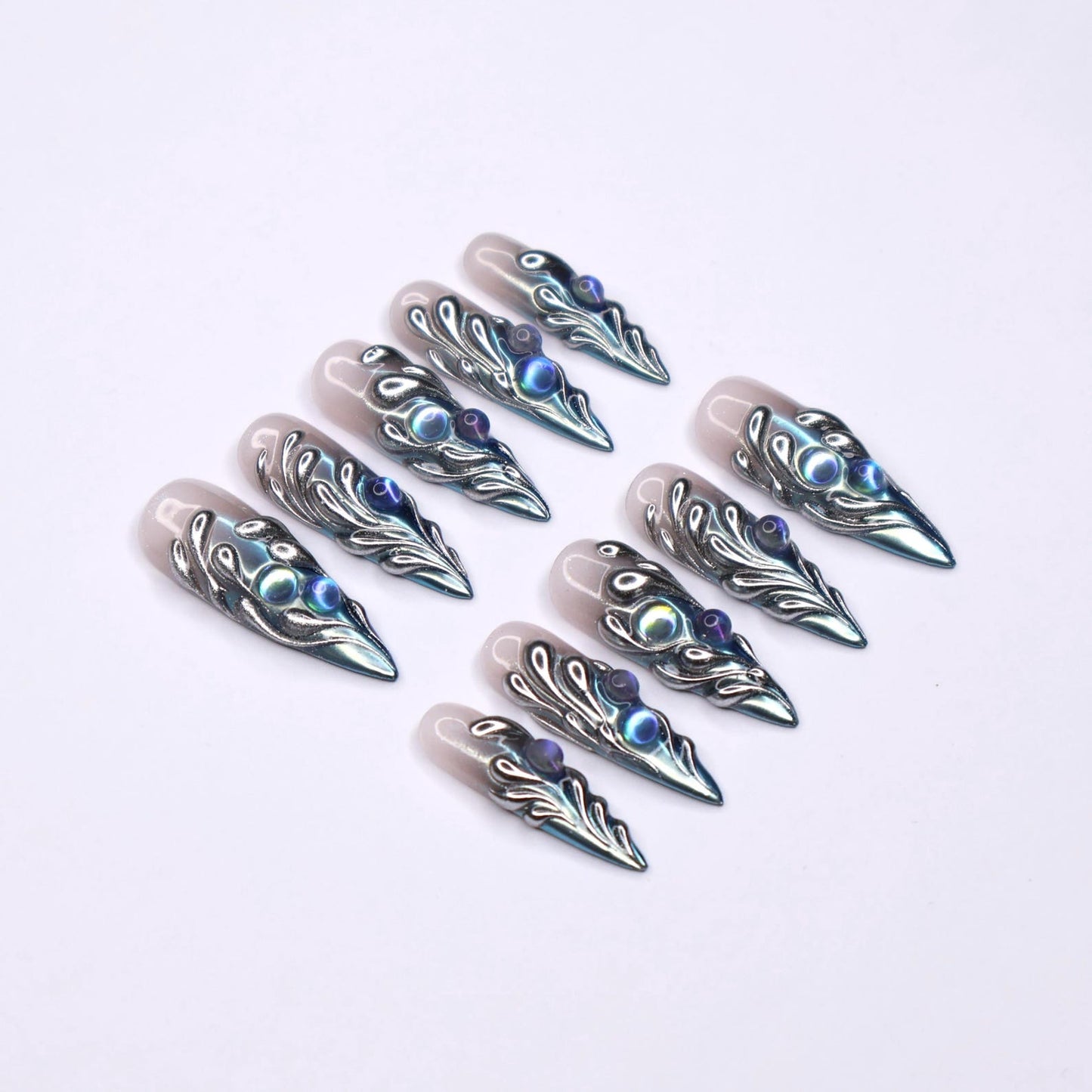 Freestyle 3D Chrome Gothic Press on nails