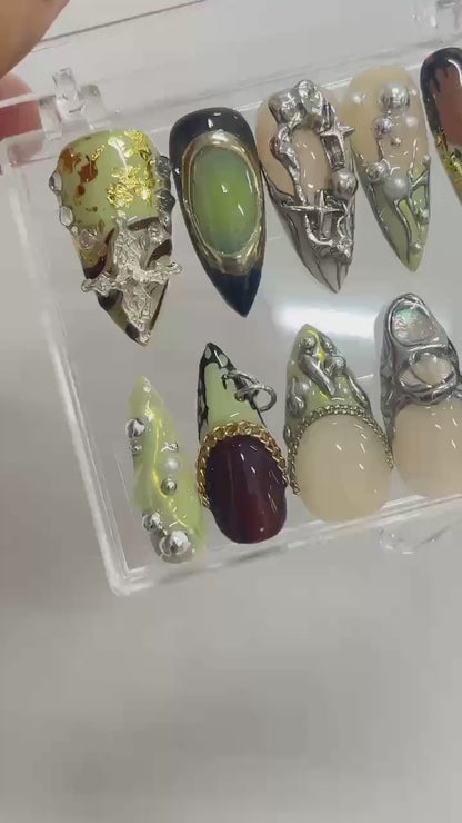 Gothic Them Press on nails